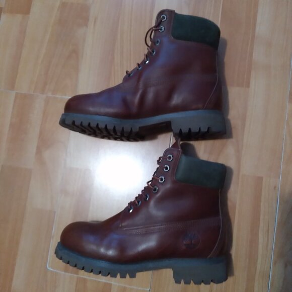 Timberland Mens - RARE- 6 Inch Premium Leather Boots Size 7 (WIDE) (US) main image 7